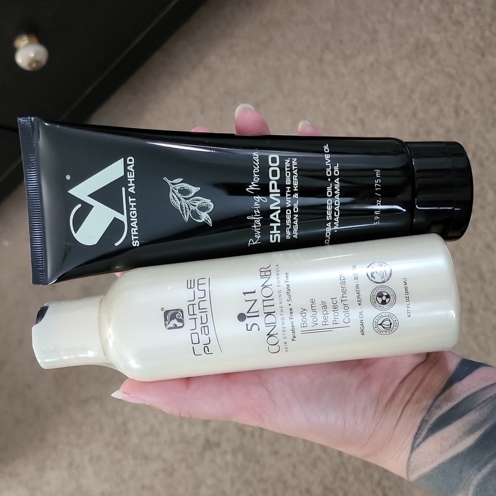 Straight Ahead Revitalizing Moroccan Shampoo & Royale Platinum 5in1 Conditioner